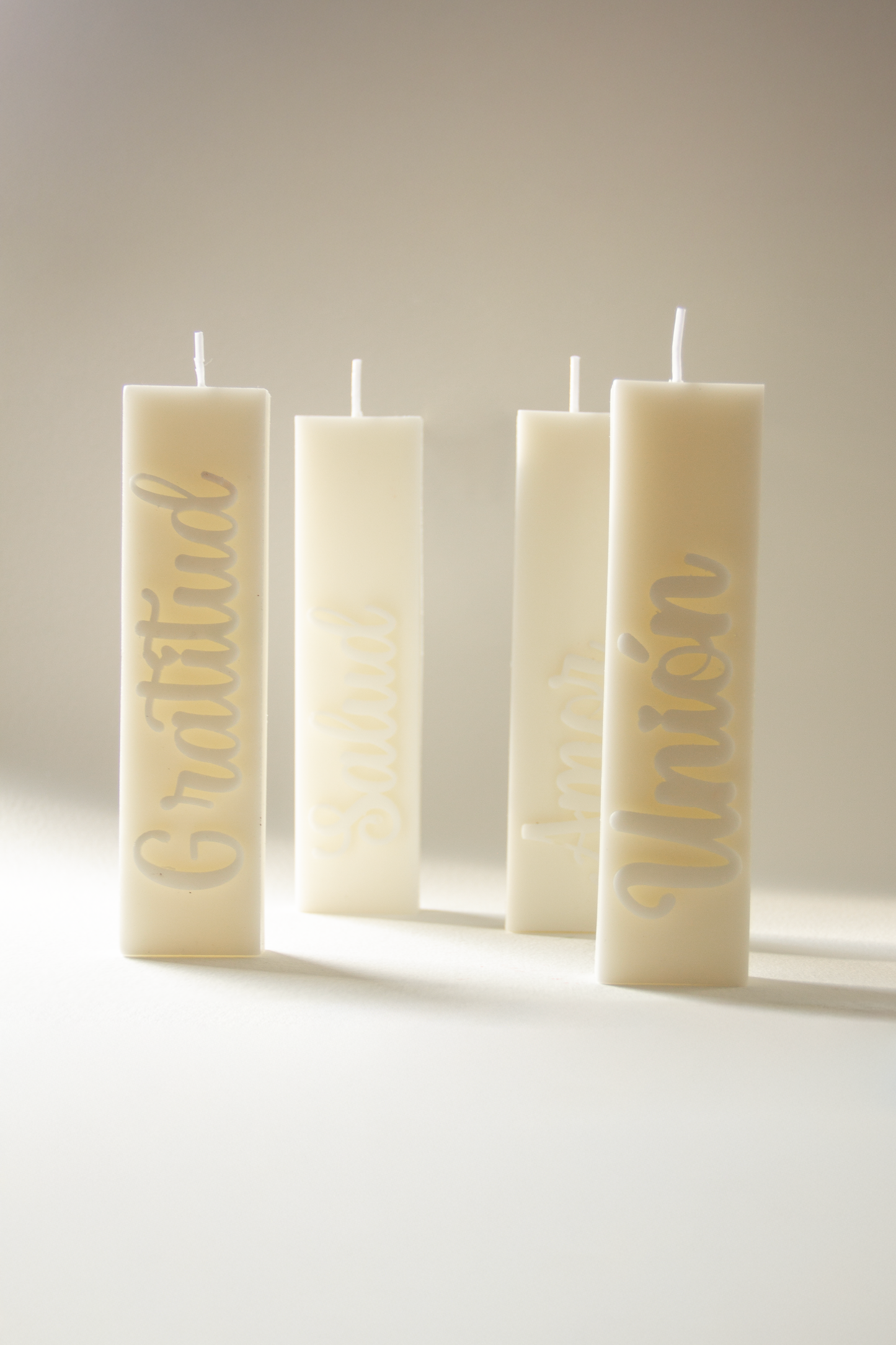 Kit de Velas – Ritual de Gratitud y Nuevos Deseos (Edición Día de las Velitas)