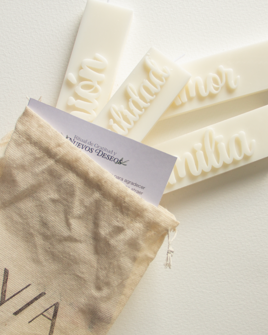Kit de Velas – Ritual de Gratitud y Nuevos Deseos (Edición Día de las Velitas)