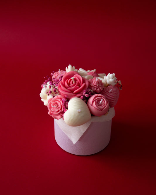 Ramo de Velas Florales – edicion amor y amistad